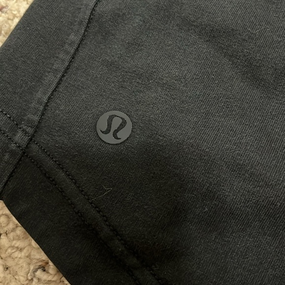 COPY - lululemon inner glow shorts - Picture 3 of 4